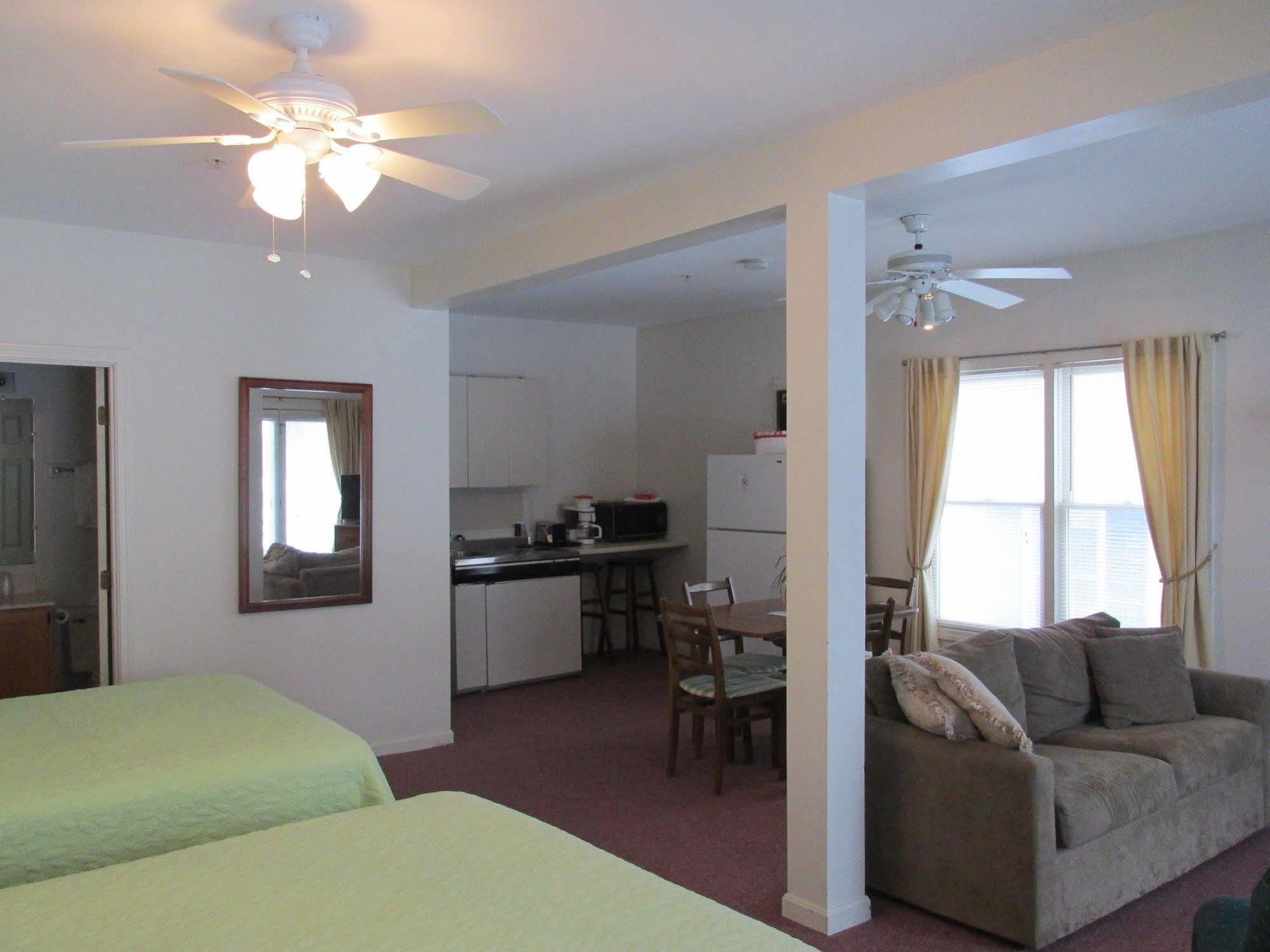 יורק Lynwood Inn מראה חיצוני תמונה